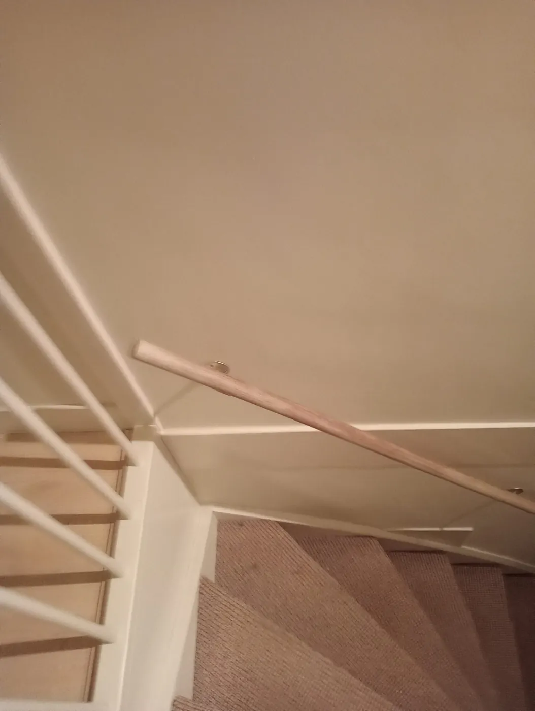 Trapgat met leuning door RenovaStairs